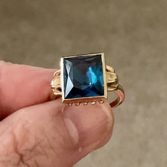 10k London Blue Topaz Yellow Gold Ring - Picture 3 of 12